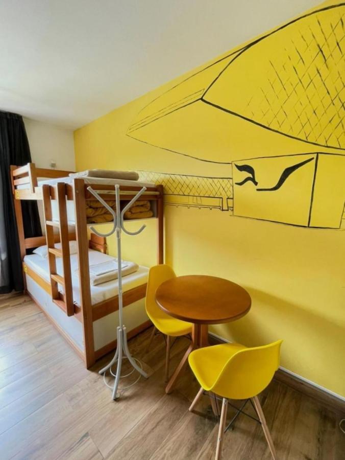 Jardim Botanico House Hostel Curitiba Exterior photo